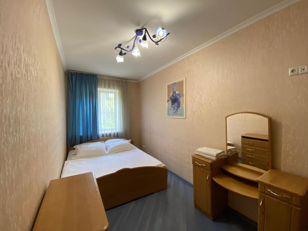 2-Bedroom Apartment Most City Center Area Dnipro Exteriör bild