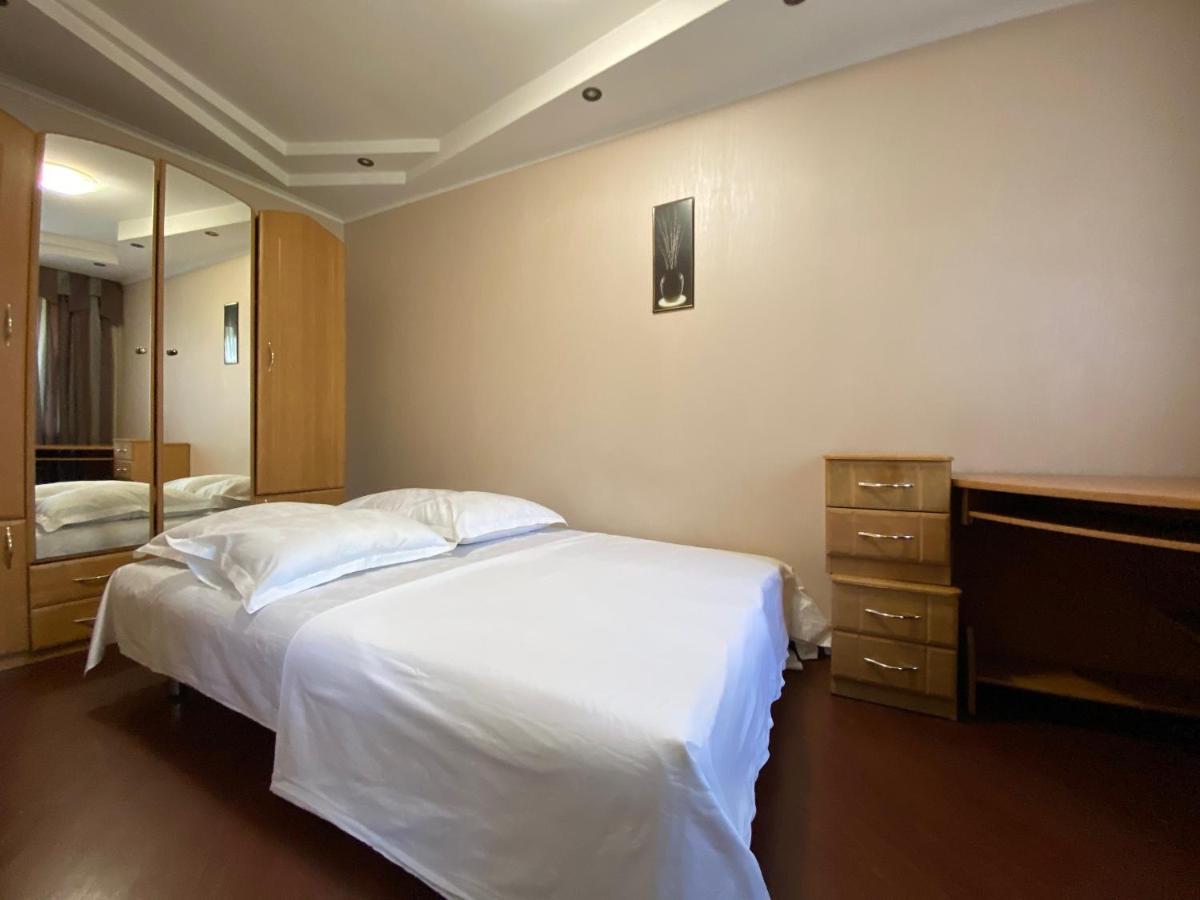 2-Bedroom Apartment Most City Center Area Dnipro Exteriör bild